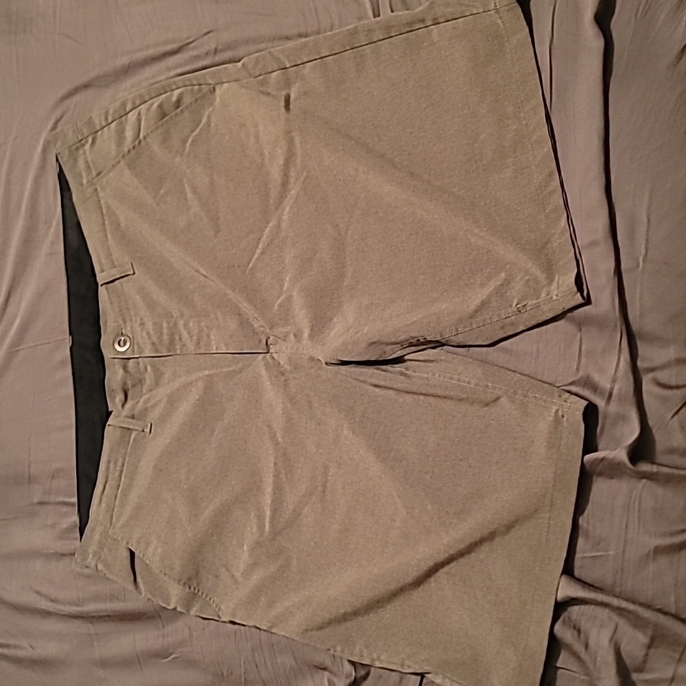 Volcom Four-Way Stretch Surf And Turf Hybrid Shor… - image 1